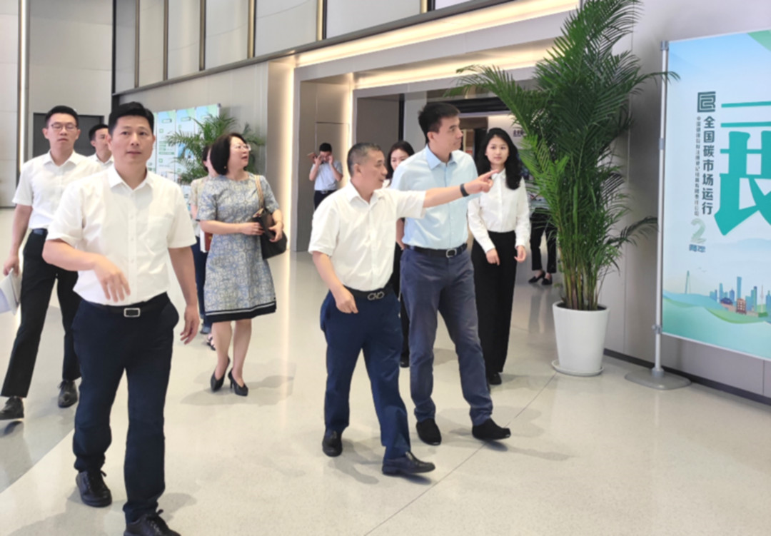 朱连滨一行到汉开展业务交流,共谋低碳领域合作共赢image003.jpg
